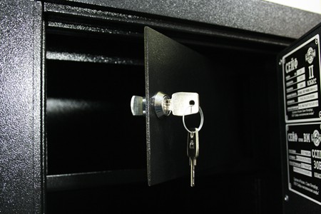 Сейф Рипост BM-010 ТЭ