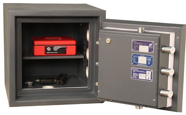 Сейф Defender Pro 214 EL