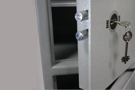 Сейф Рипост 301/001