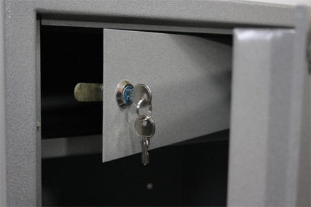 Офисный сейф Рипост СП-302