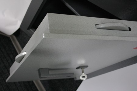 Сейф Рипост BMI-1001, огневзломостойкий